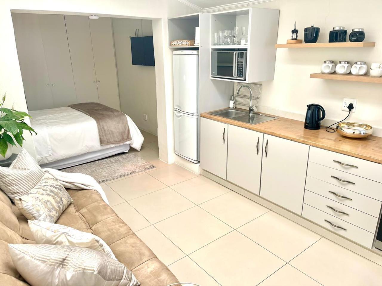 White Waves Beach House Блубергстранд Екстериор снимка