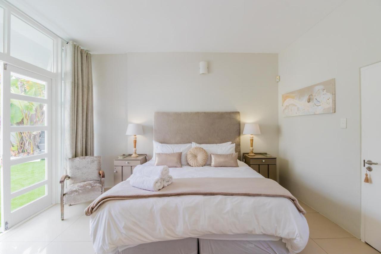 White Waves Beach House Блубергстранд Екстериор снимка