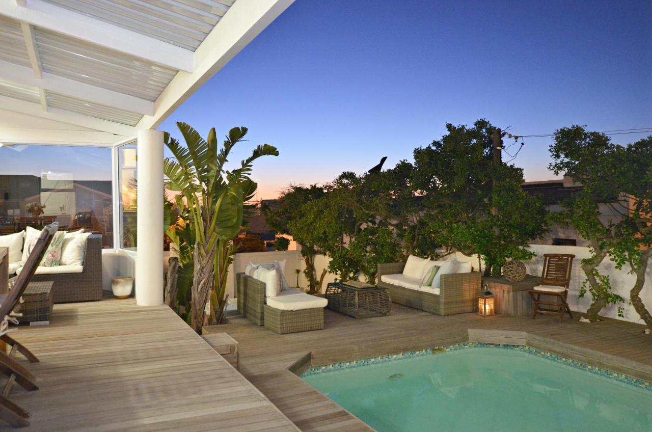 White Waves Beach House Блубергстранд Екстериор снимка