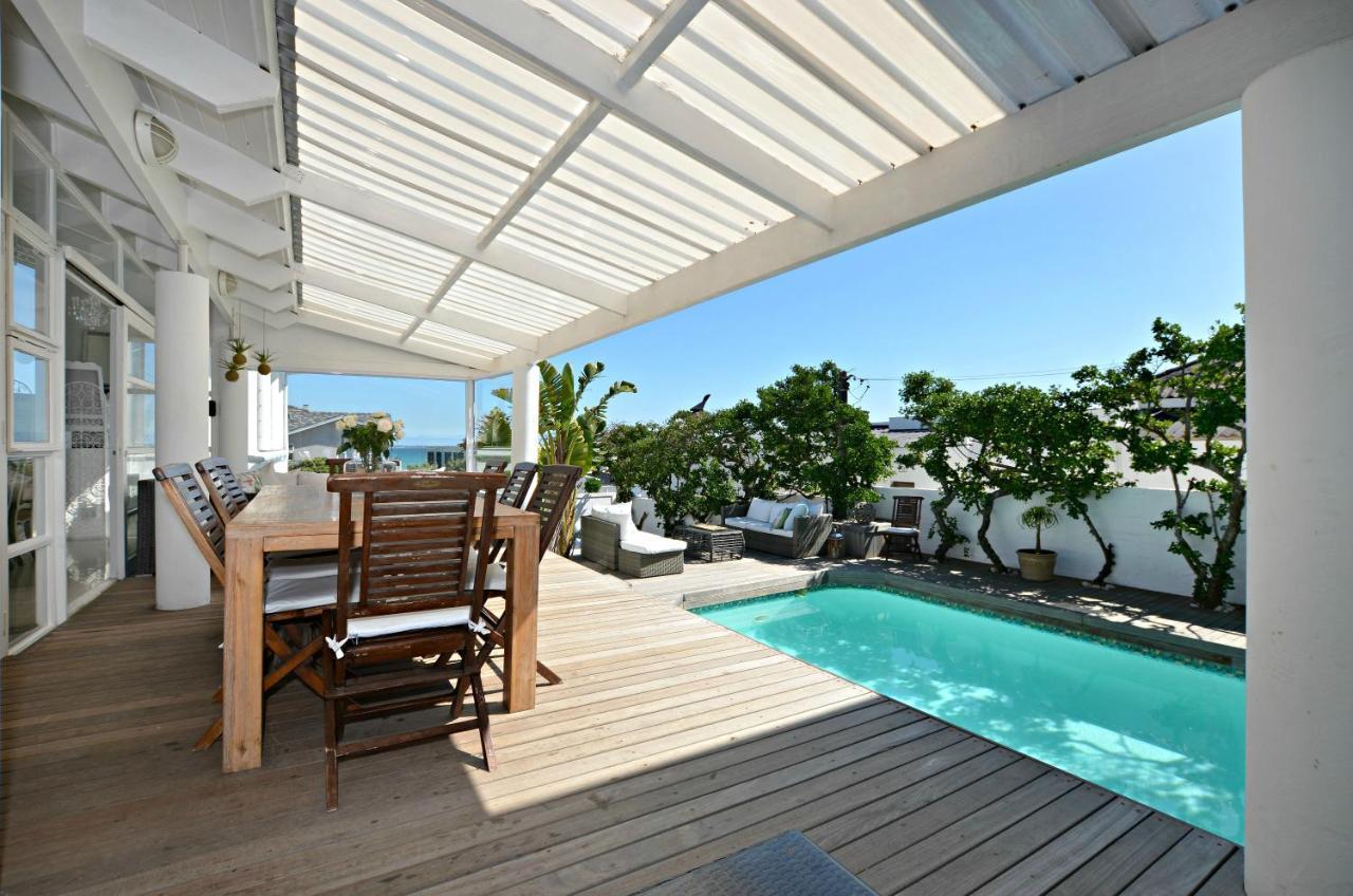 White Waves Beach House Блубергстранд Екстериор снимка